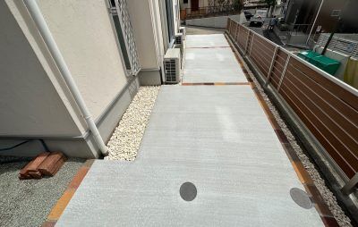 コンクリート打ち　ロイヤルパイン・ブリック